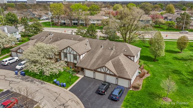 265 Buckingham Court C2, Schaumburg, IL 60193
