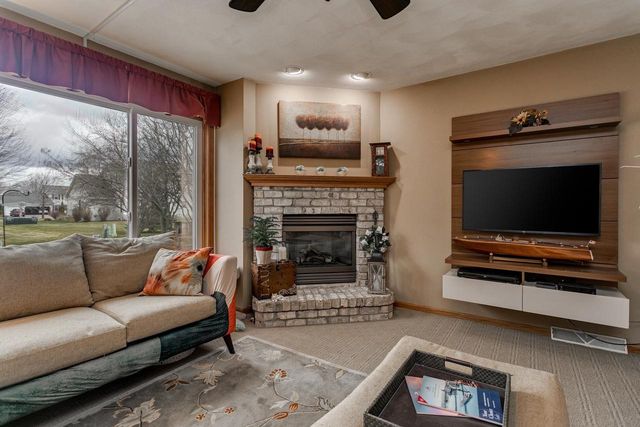 W6074 STRAWFLOWER DRIVE, Appleton, WI 54915