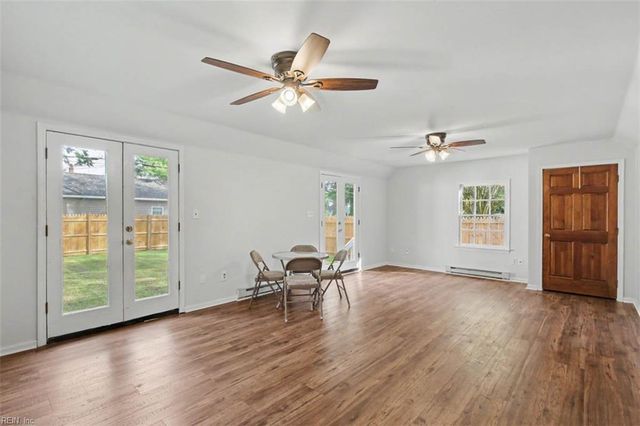 58 Hopkins ST, Newport News, VA 23601