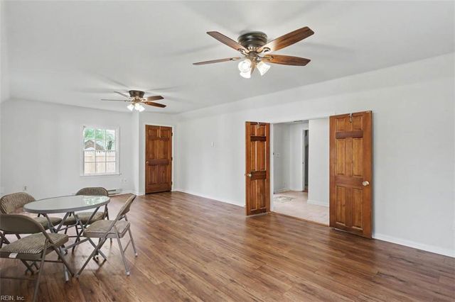 58 Hopkins ST, Newport News, VA 23601