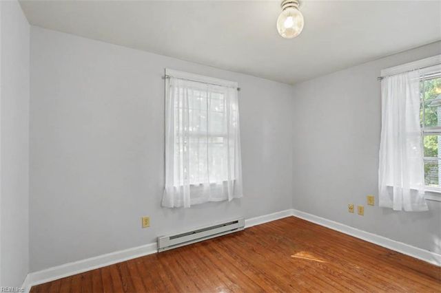 58 Hopkins ST, Newport News, VA 23601