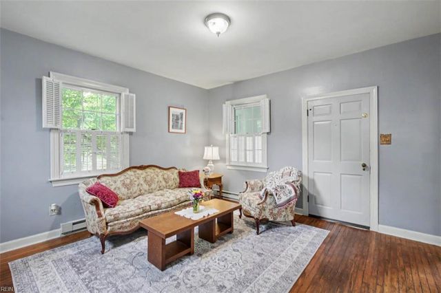 58 Hopkins ST, Newport News, VA 23601