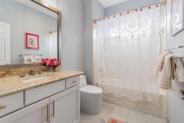 15630 N HIMES AVENUE, Tampa, FL 33618