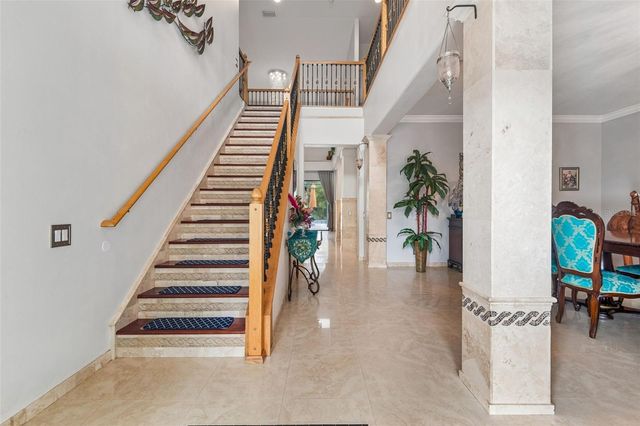 15630 N HIMES AVENUE, Tampa, FL 33618