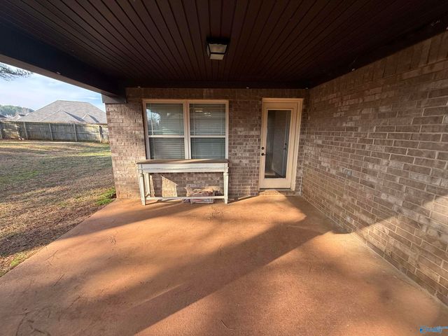 824 Bell Factory Road, Huntsville, AL 35811