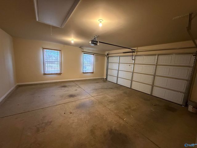 824 Bell Factory Road, Huntsville, AL 35811