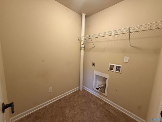 824 Bell Factory Road, Huntsville, AL 35811