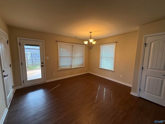 824 Bell Factory Road, Huntsville, AL 35811