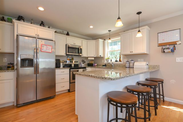 35 Cross Street, Allenstown, NH 03275