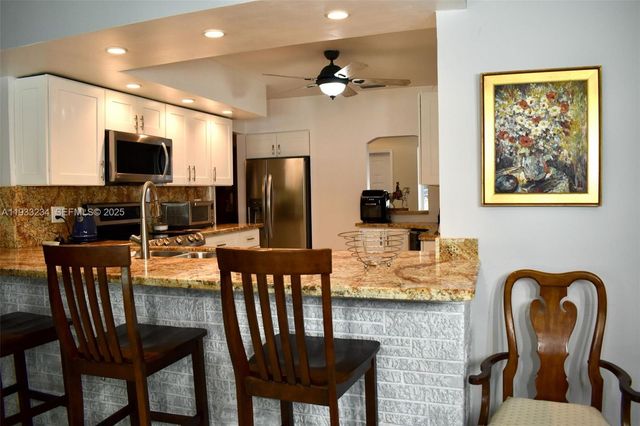 1731 N 54th Ave, Hollywood, FL 33021