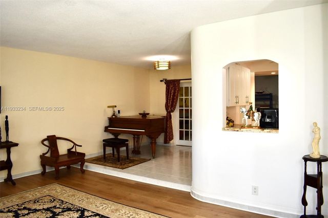 1731 N 54th Ave, Hollywood, FL 33021