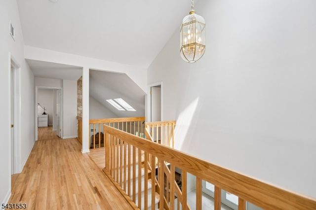 15 Manchester Ct, Morris Twp., NJ 07960