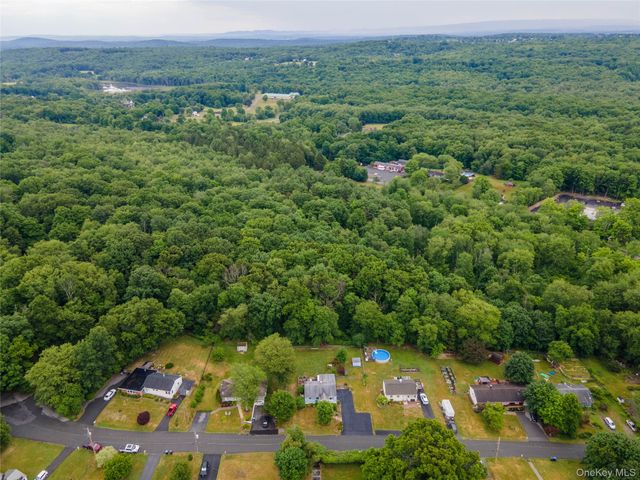 44 Orchard Hill, Middletown, NY 10941