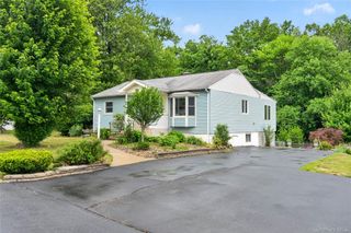 44 Orchard Hill, Middletown, NY 10941