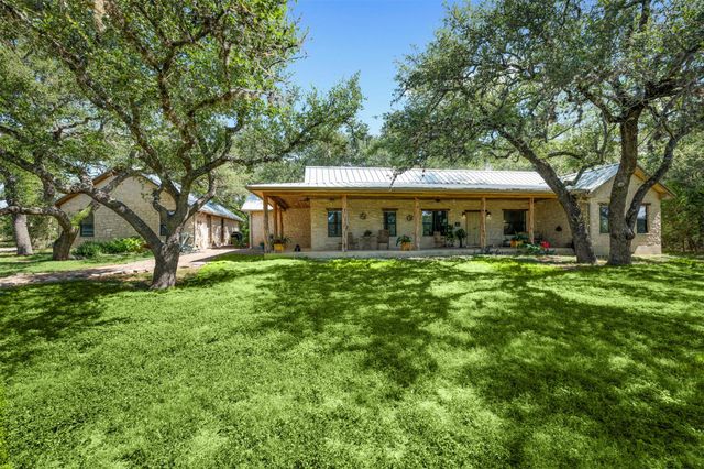220 Meadowview DR, Wimberley, TX 78676