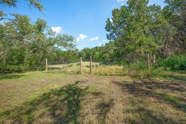 220 Meadowview DR, Wimberley, TX 78676
