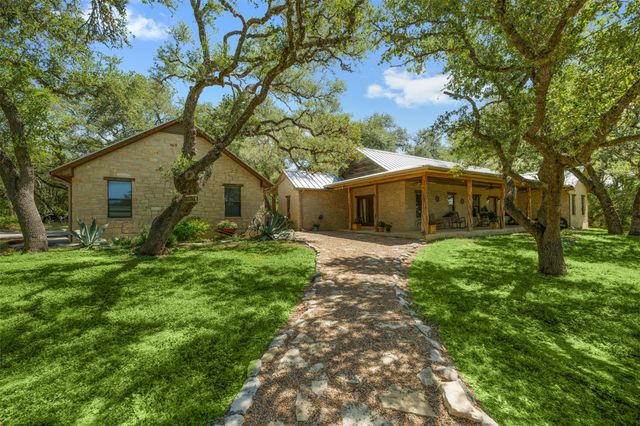 220 Meadowview DR, Wimberley, TX 78676