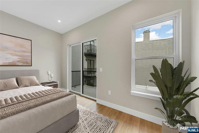 24 Clinton Avenue 1, Jersey City, NJ 07304