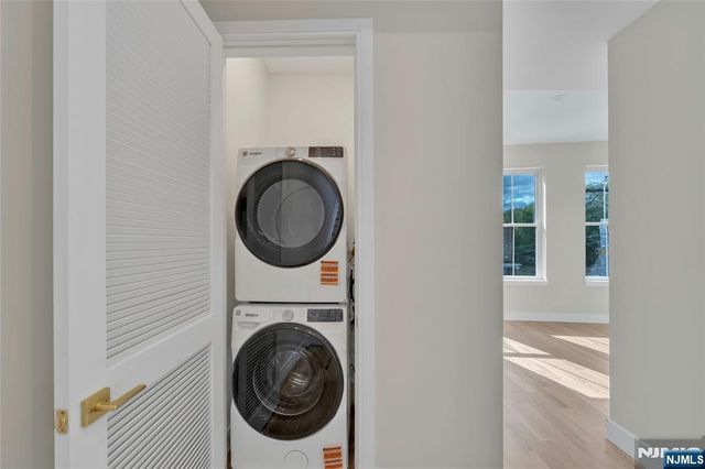 24 Clinton Avenue 1, Jersey City, NJ 07304