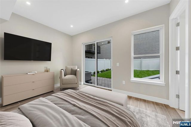 24 Clinton Avenue 1, Jersey City, NJ 07304