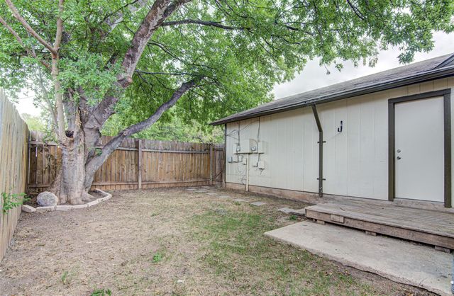 8116 West Gate BLVD B, Austin, TX 78745