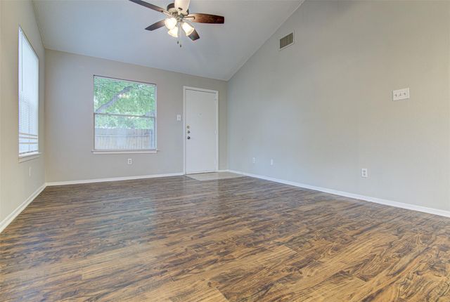 8116 West Gate BLVD B, Austin, TX 78745