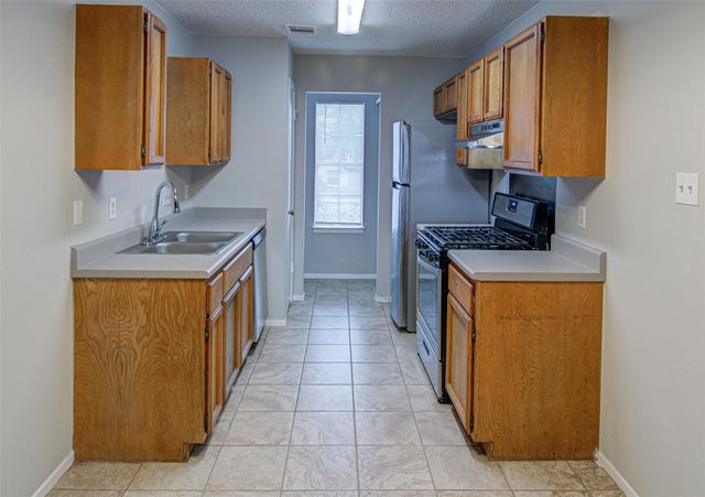 8116 West Gate BLVD B, Austin, TX 78745