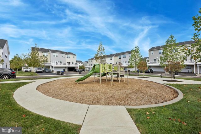 641 WASHINGTON SQ, Spring City, PA 19475