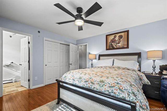 16 Stoneham Place, White Plains, NY 10607