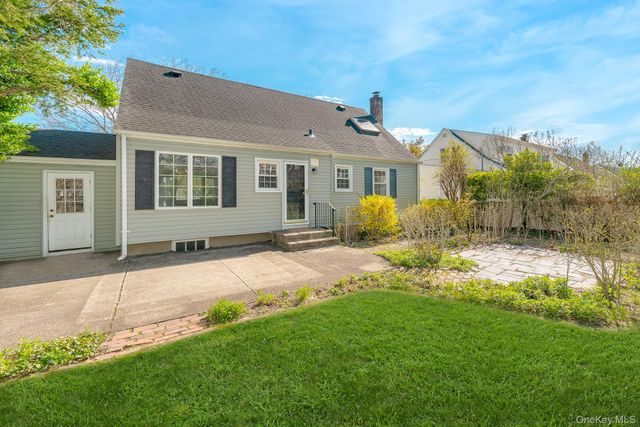3769 New York Avenue, Seaford, NY 11783