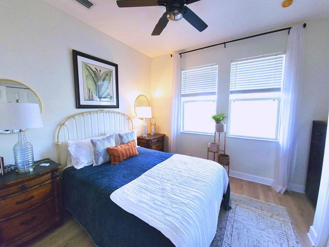 5915 NW Brianna Court, Port St. Lucie, FL 34986