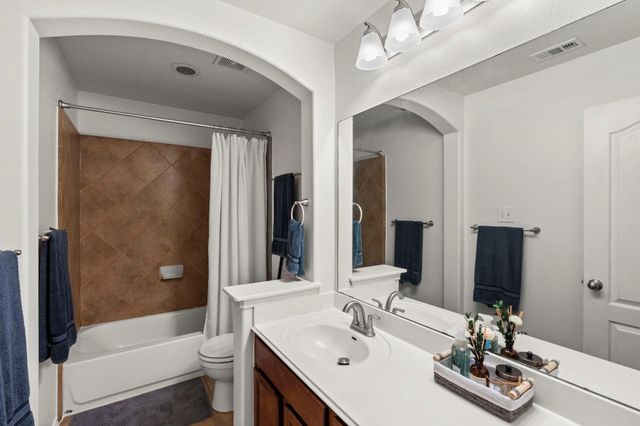 256 Willow City VLY, Buda, TX 78610