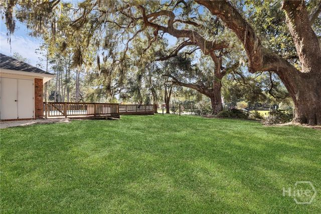 56 Glennmary Lane E, Richmond Hill, GA 31324