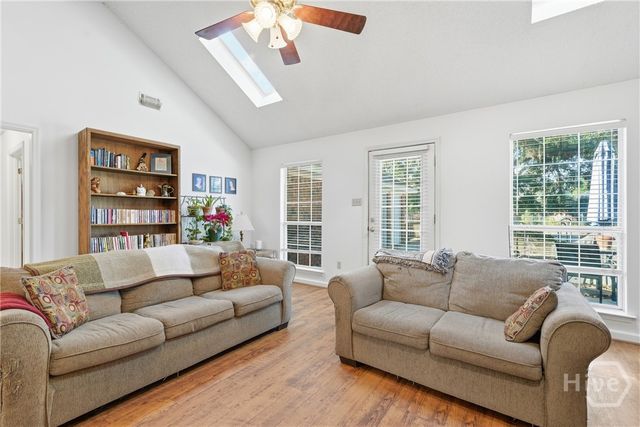 56 Glennmary Lane E, Richmond Hill, GA 31324