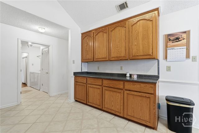 56 Glennmary Lane E, Richmond Hill, GA 31324