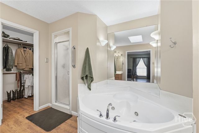 56 Glennmary Lane E, Richmond Hill, GA 31324