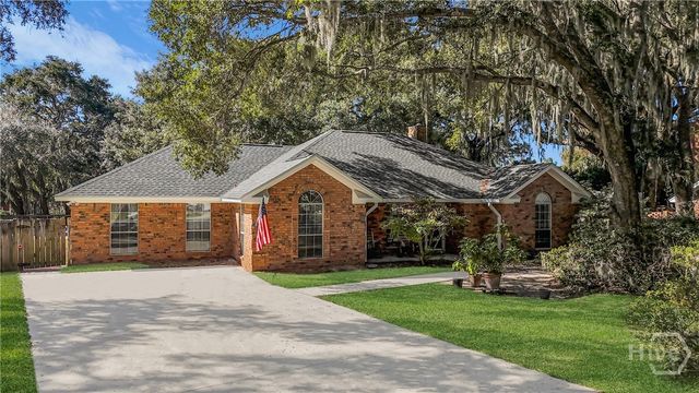 56 Glennmary Lane E, Richmond Hill, GA 31324