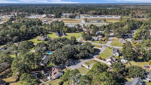 56 Glennmary Lane E, Richmond Hill, GA 31324