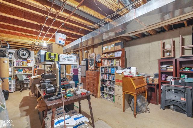 6521 E Coal Bluff Court, Camby, IN 46113