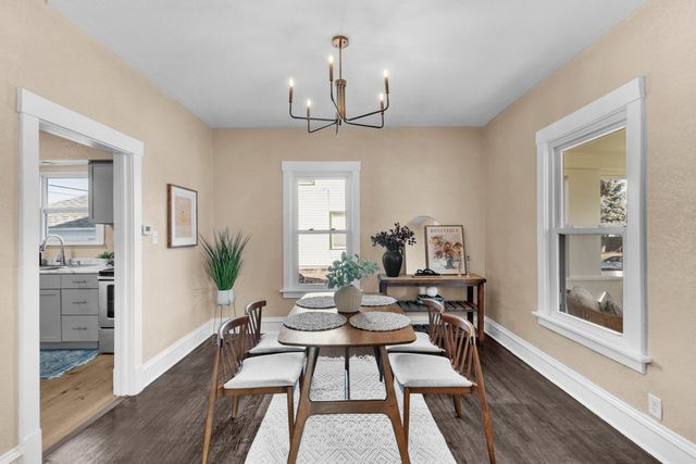 2644 main Street, Davenport, IA 50803