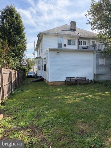 144 LEXINGTON AVE, Lansdowne, PA 19050