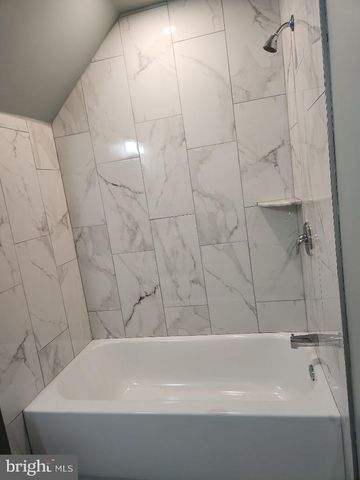 144 LEXINGTON AVE, Lansdowne, PA 19050