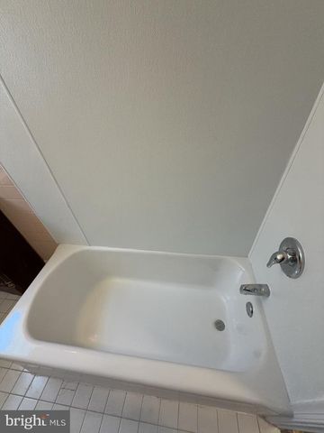 144 LEXINGTON AVE, Lansdowne, PA 19050