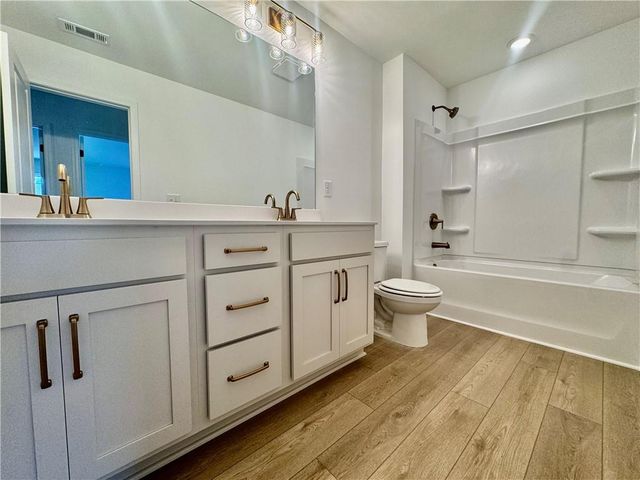 5304 Frontier Court, Flowery Branch, GA 30542