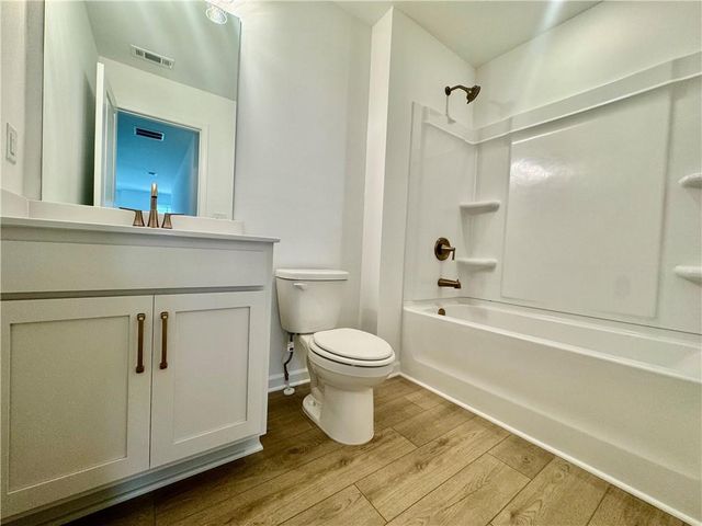 5304 Frontier Court, Flowery Branch, GA 30542