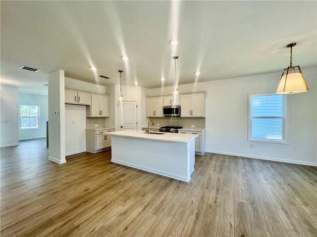 5304 Frontier Court, Flowery Branch, GA 30542