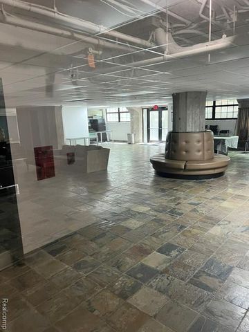 6533 E Jefferson Avenue 330E, Detroit, MI 48207