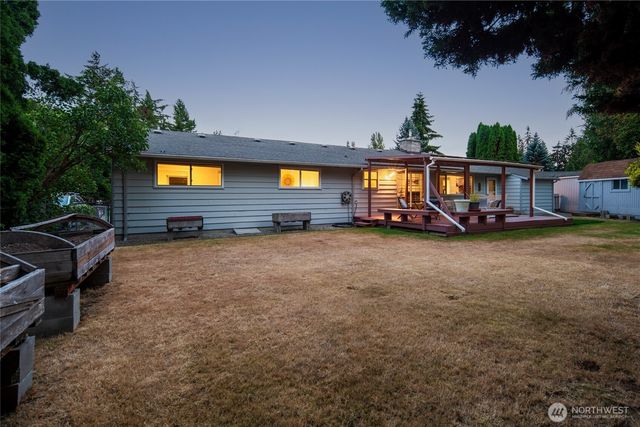 18930 66th Place W, Lynnwood, WA 98036