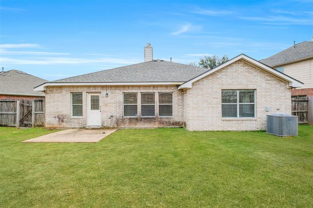 3018 Park Springs Lane, Sugar Land, TX 77479