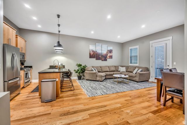 748 N 300 W, Salt Lake City, UT 84103